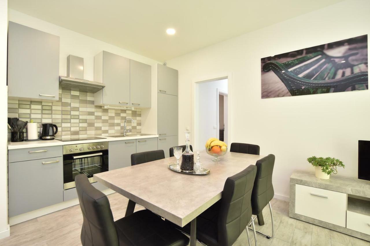 Apartmani Iva&Ante ดูกีรัท ภายนอก รูปภาพ